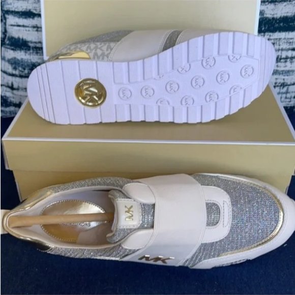 Michael Kors Teddi Trainer Glitter Chain Mesh White Rainbow WMNS - Picture 8 of 16